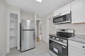 3907 Kirkup Ave in Cincinnati, OH - Building Photo - Building Photo