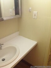 1110 Commonwealth Ave in Boston, MA - Building Photo - Building Photo