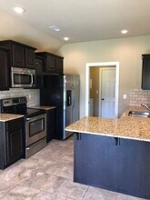3010 W Millstone Dr in Fayetteville, AR - Foto de edificio - Building Photo
