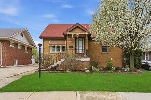 1115 Kelly Ave in Joliet, IL - Building Photo