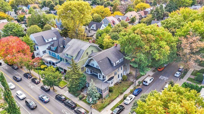 1200 Beverley Rd in Brooklyn, NY - Building Photo - Building Photo