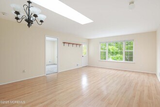 90 Puffin Glade in Berkeley Township, NJ - Building Photo - Building Photo