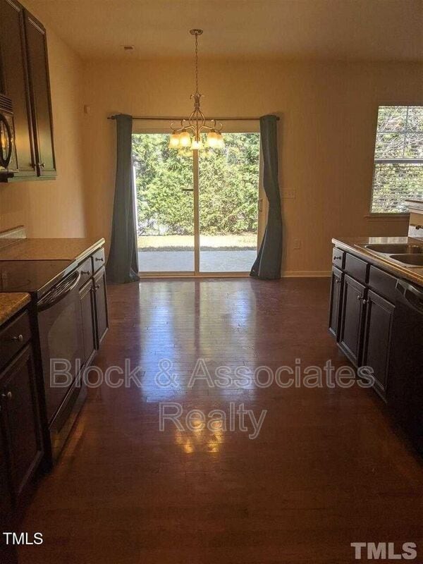 816 Nanny Reams Ln in Cary, NC - Building Photo - Building Photo