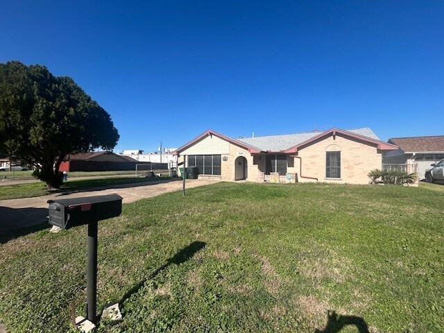 5803 Yorkwood St in Houston, TX - Building Photo