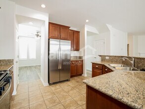 2565 Demaris St in Sparks, NV - Foto de edificio - Building Photo