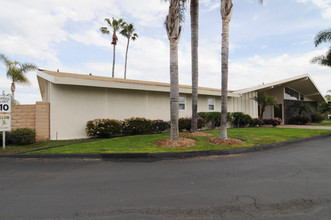 7500 Hwy 101 in Carlsbad, CA - Building Photo - Building Photo