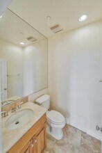 2109 Vanderbilt Ln in Redondo Beach, CA - Building Photo - Building Photo