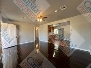 913 N Lilac Ln in Midwest City, OK - Building Photo - Building Photo