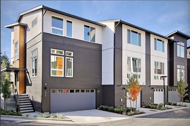 property at 13955 NE 15th Ct