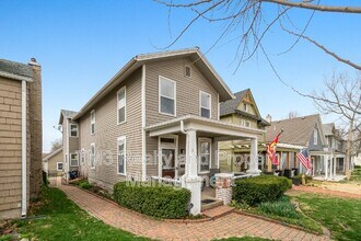818 S Esplanade St in Leavenworth, KS - Building Photo - Building Photo