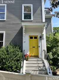 61 Market St, Unit 3 in Cambridge, MA - Foto de edificio - Building Photo