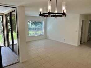 4675 NW 22nd St in Coconut Creek, FL - Building Photo - Building Photo