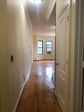 41 Van Reypen St-Unit -1L in Jersey City, NJ - Building Photo - Building Photo