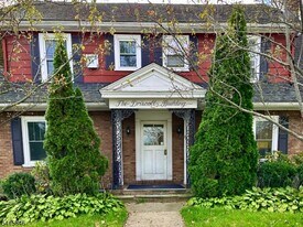 283 Main St in Chatham, NJ - Building Photo