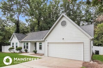10141 Crayton Dr in Charlotte, NC - Building Photo - Building Photo