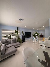 1461 NW 137th St in Miami, FL - Building Photo - Building Photo
