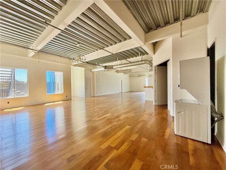 312 W 5th St, Unit 1206 in Los Angeles, CA - Building Photo