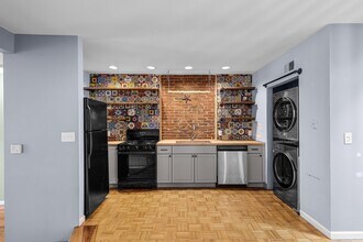 2135 Sidney St in St. Louis, MO - Foto de edificio - Building Photo