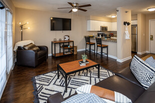 Student Quarters Johnson City | Student Ho... Apartamentos