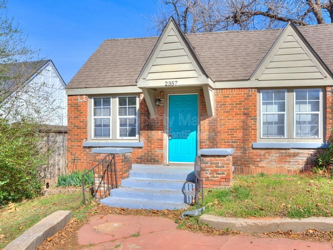 property at 2357 W Park Pl