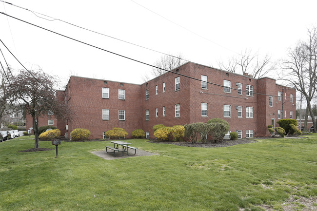 The Courtyards at Sewickley - South in Sewickley, PA - Building Photo - Building Photo