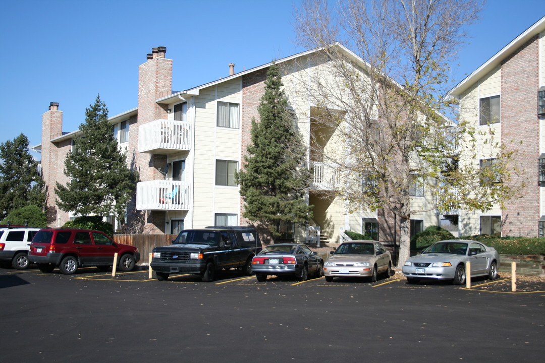 12526 E Cornell Ave in Aurora, CO - Building Photo