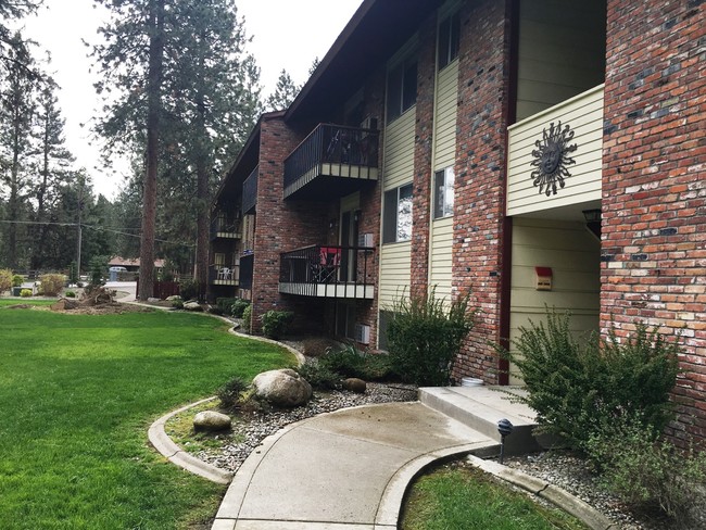 Terrace Manor Apartments in Spokane Valley, WA - Building Photo - Building Photo