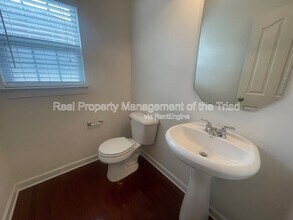 1925 Waterford Village Dr in Clemmons, NC - Building Photo - Building Photo