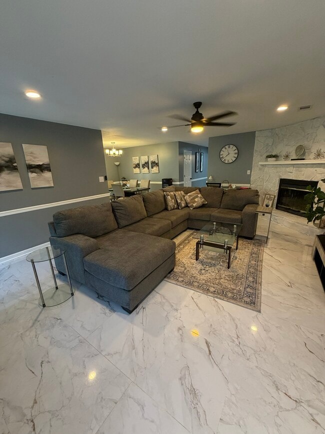 property at 107 Pleasant Hill Ct