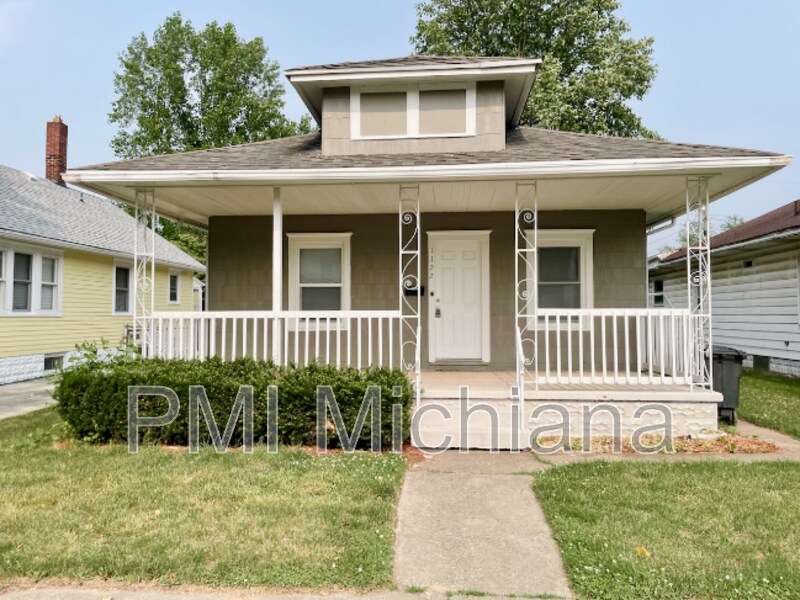 1122 College St in South Bend, IN - Foto de edificio