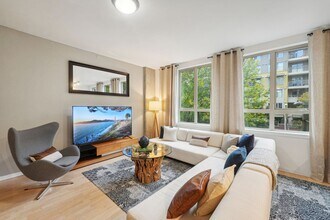 LEVA on Market in Seattle, WA - Foto de edificio - Building Photo