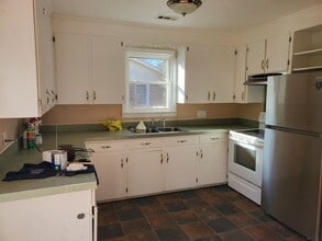 1801 Providence Rd in Elizabeth City, NC - Building Photo - Building Photo