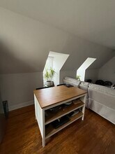 319 Green Ln, Unit #3 in Philadelphia, PA - Foto de edificio - Building Photo