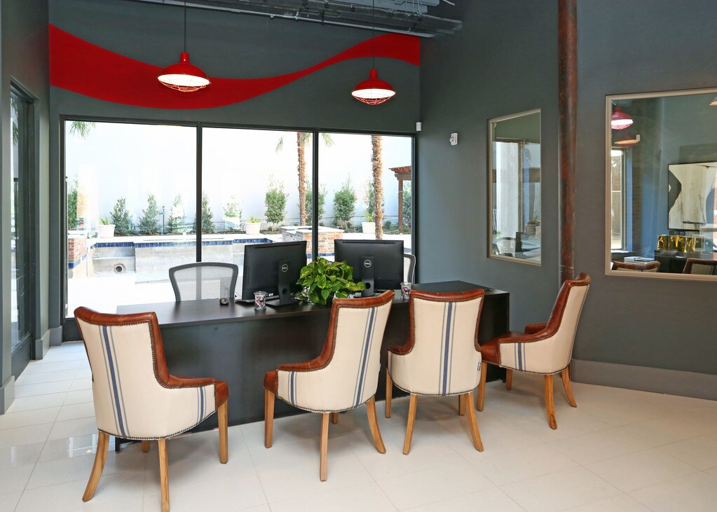 Bottle House on Main Apartments in Fort Worth, TX