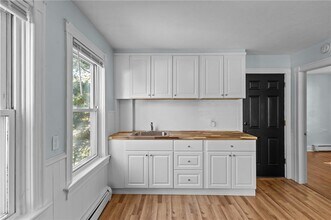 60 Morris Ave in Pawtucket, RI - Building Photo - Building Photo