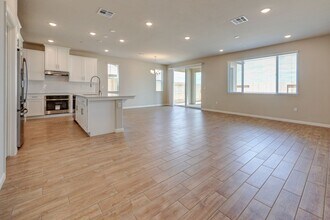857 Halford Ln in Clovis, CA - Building Photo - Building Photo