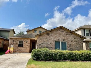 9616 Hamilton Dr in Pearland, TX - Building Photo - Building Photo