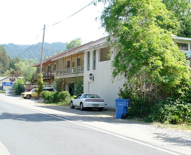 15101 River Rd in Guerneville, CA - Building Photo - Building Photo