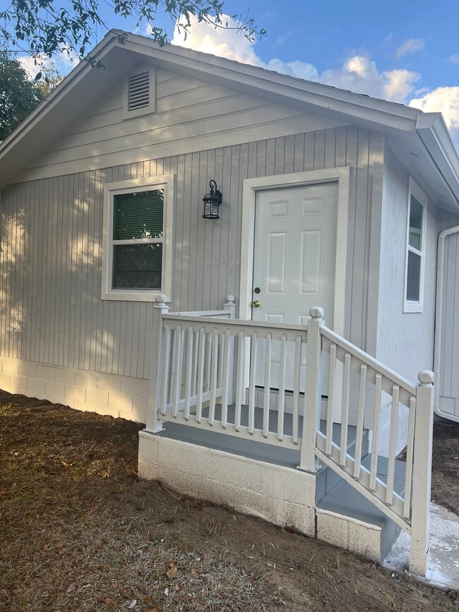 340 S Osceola St in DeLand, FL - Building Photo - Building Photo