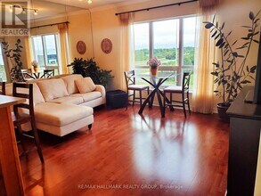 955 Beauparc Private in Ottawa, ON - Building Photo - Building Photo