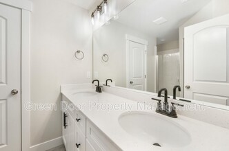 1346 N 3790 W in Lehi, UT - Foto de edificio - Building Photo