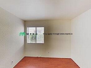 2225 23rd Ave-Unit -Apt A in Oakland, CA - Building Photo - Building Photo