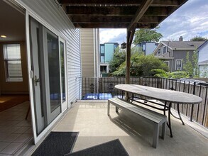 47 Tremont St, Unit 1 in Cambridge, MA - Building Photo - Building Photo