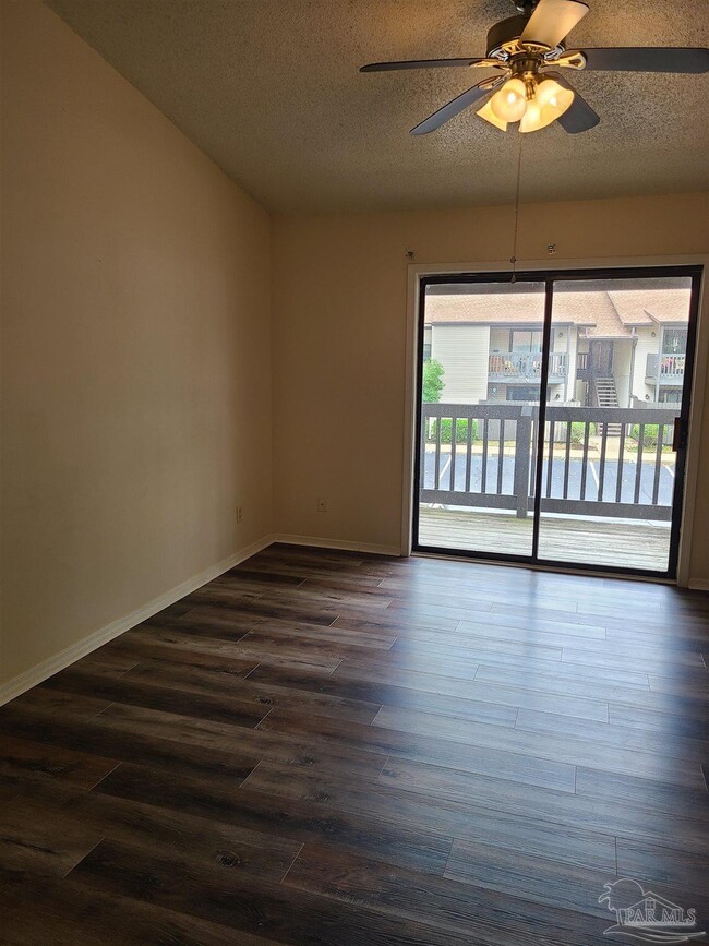 2201 Scenic Hwy in Pensacola, FL - Building Photo - Building Photo