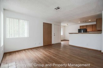 1873 Dwarf Star Dr in Las Vegas, NV - Building Photo - Building Photo