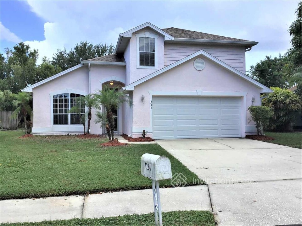 1234 Cypress Bend Cir in Melbourne, FL - Building Photo