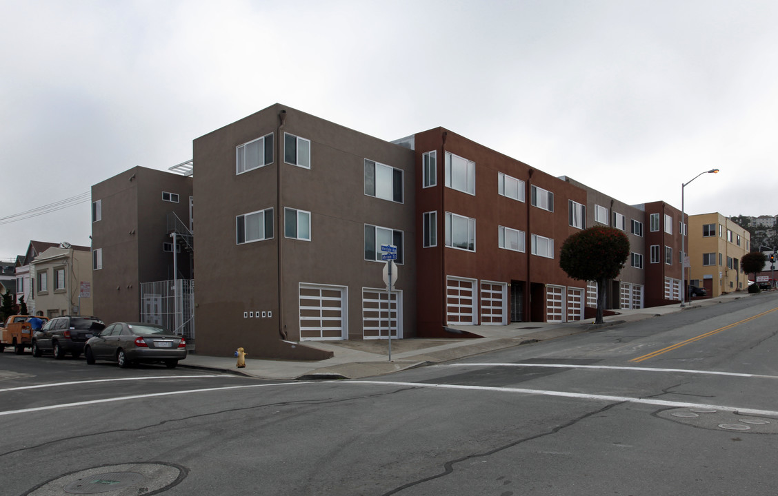 32-80 Westlake Ave in Daly City, CA - Building Photo