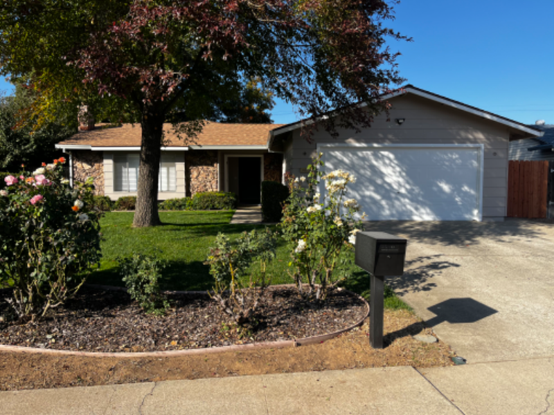 3805 Bairnsdale Way in Sacramento, CA - Foto de edificio