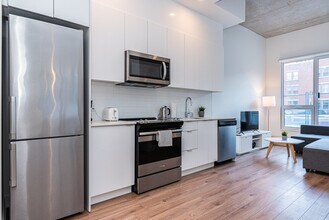 1640 Rue Berri in Montréal, QC - Building Photo - Building Photo