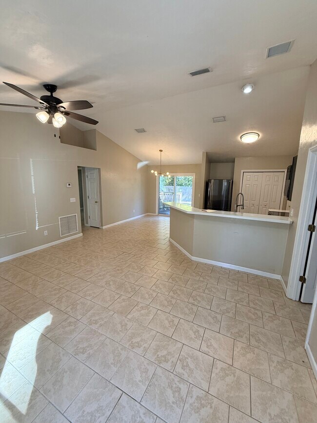 279 SE Forest Terrace in Lake City, FL - Building Photo - Building Photo